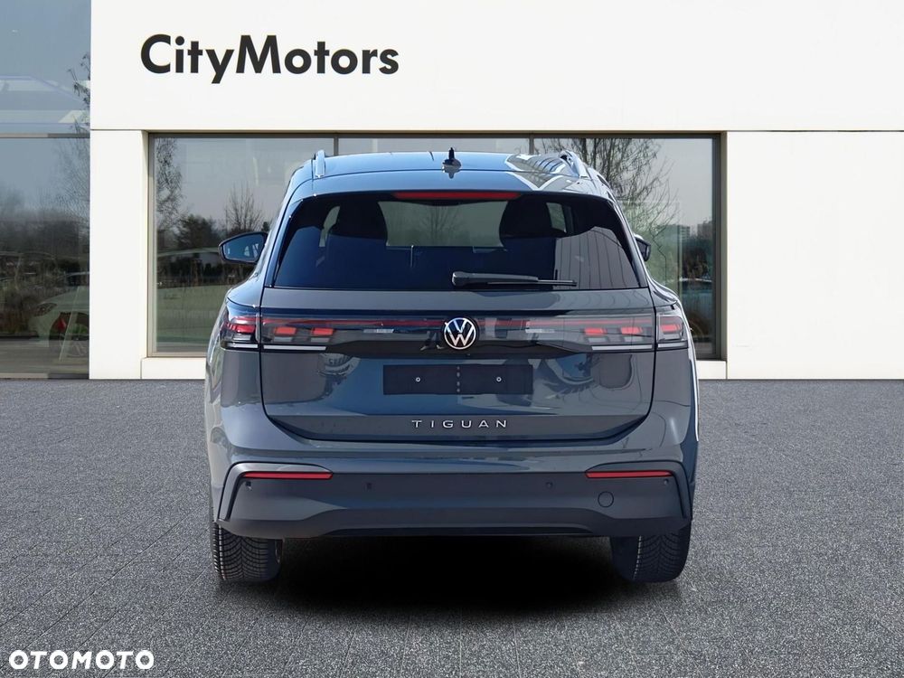Volkswagen Tiguan - 6
