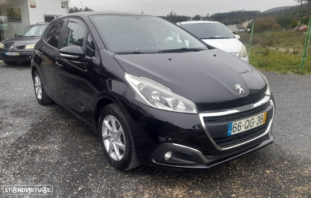 Peugeot 208 1.2 PureTech Style - 8