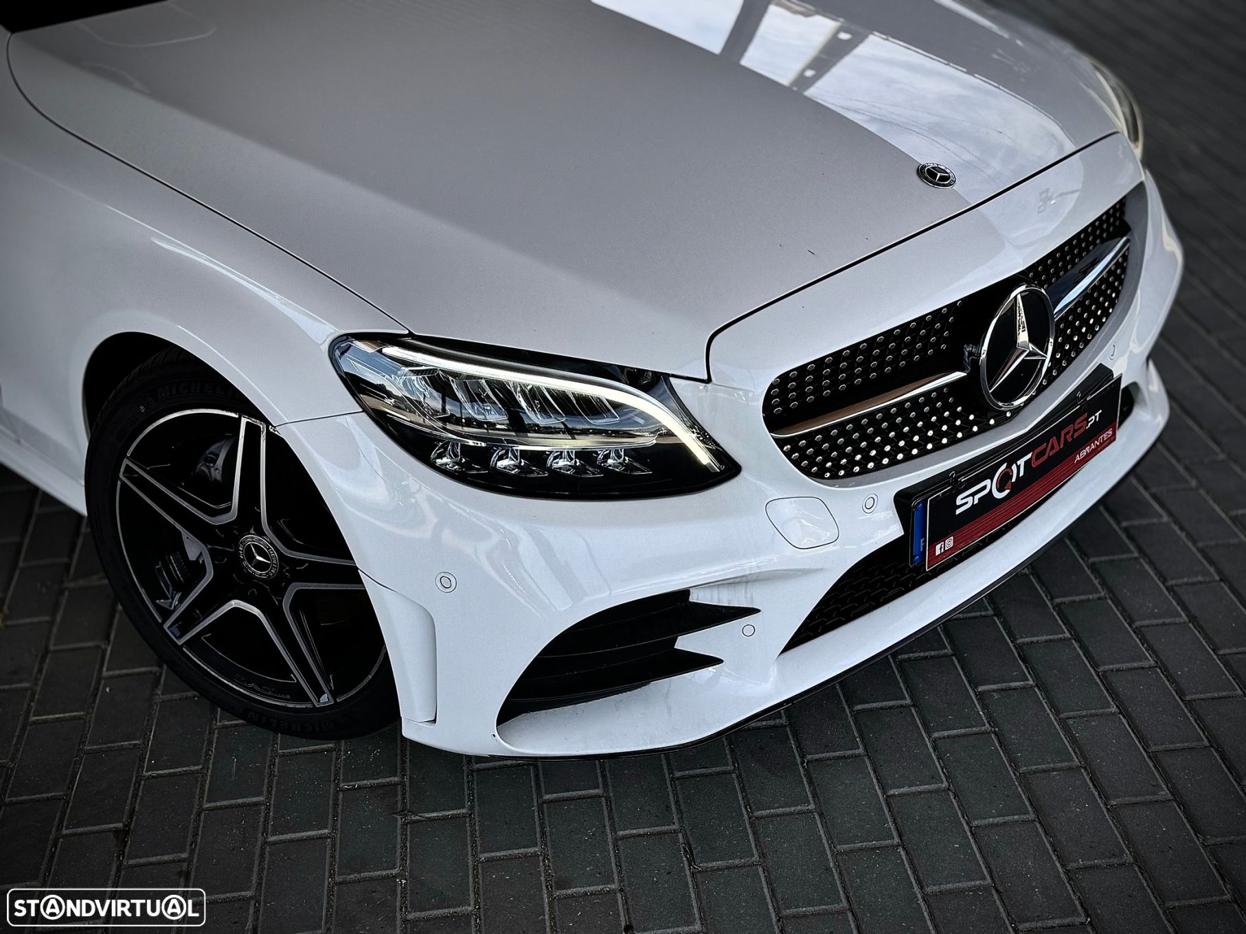 Mercedes-Benz C 220 d AMG Line - 3