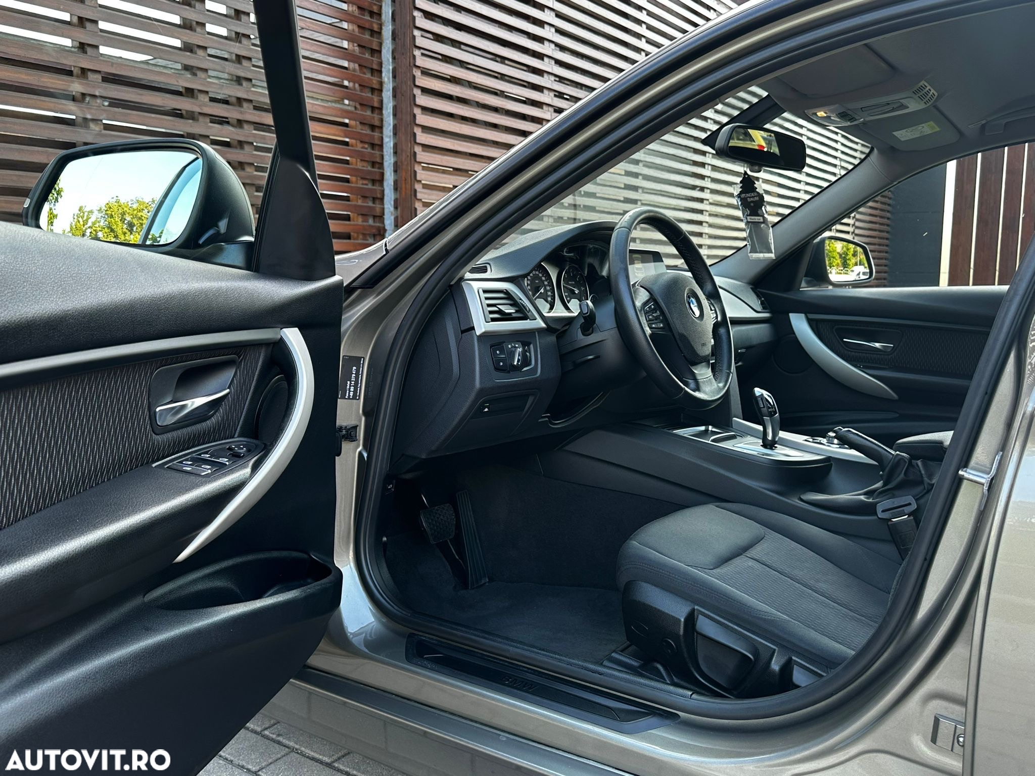 BMW Seria 3 320d Efficient Dynamic Edition Aut. - 27