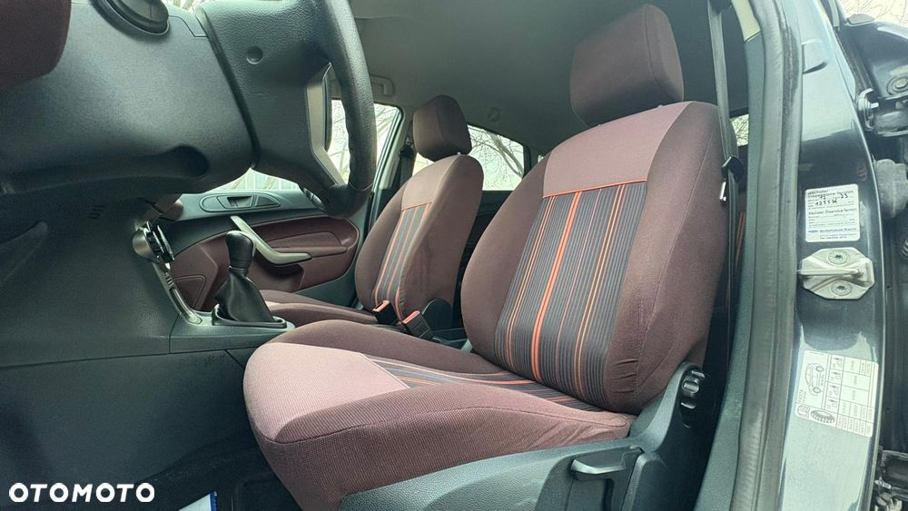 Ford Fiesta 1.25 Celebration - 15