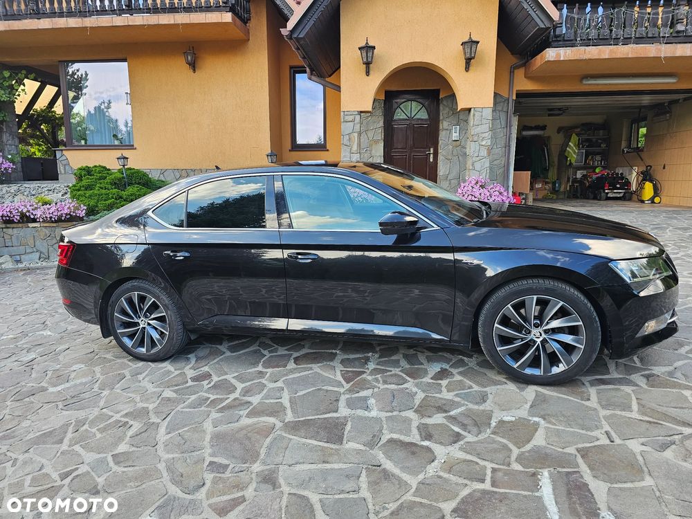 Skoda Superb 2.0 TDI 4x4 L&K DSG - 7