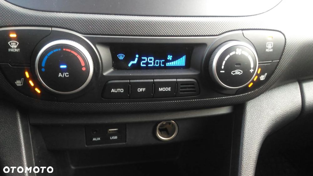Hyundai i10 1.2 GO - 10