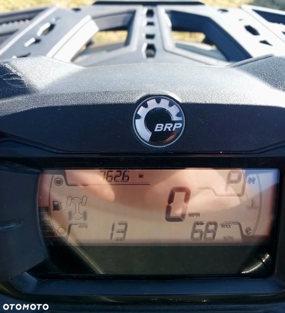 Can-Am Outlander - 11