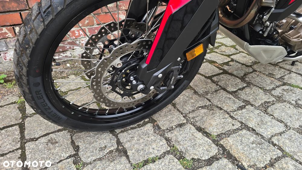 Honda CRF - 4