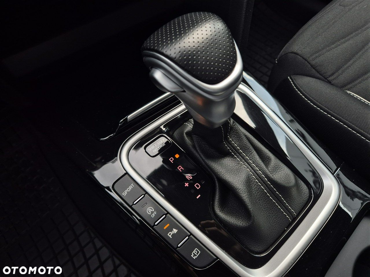 Kia ProCeed - 30