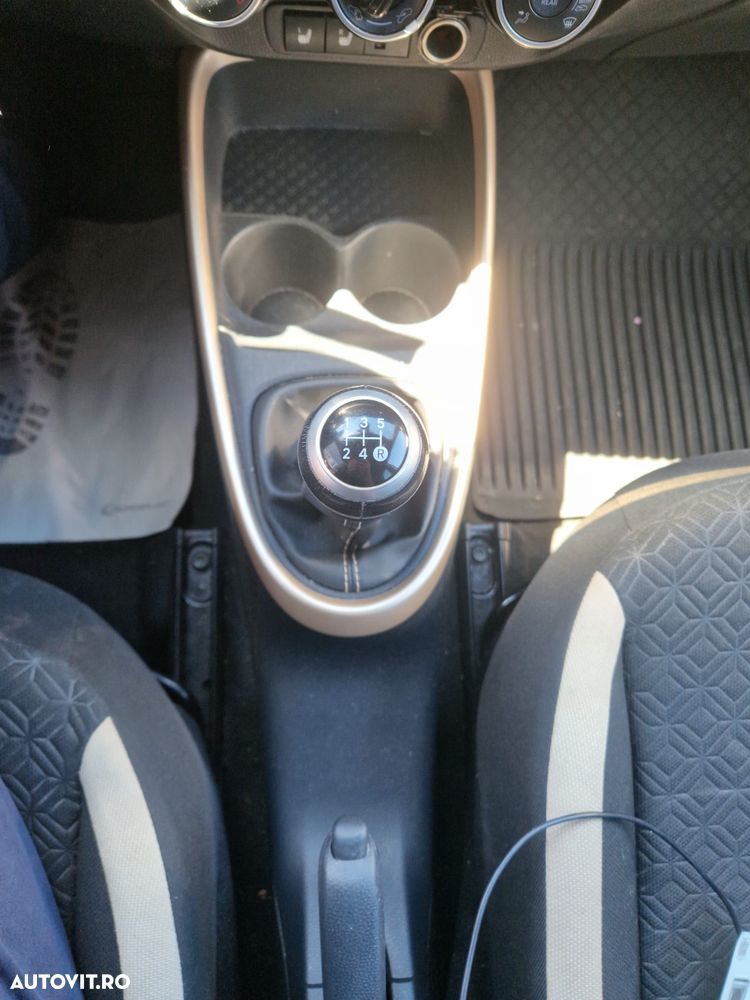 TOYOTA Aygo X 2023 — imagine 18