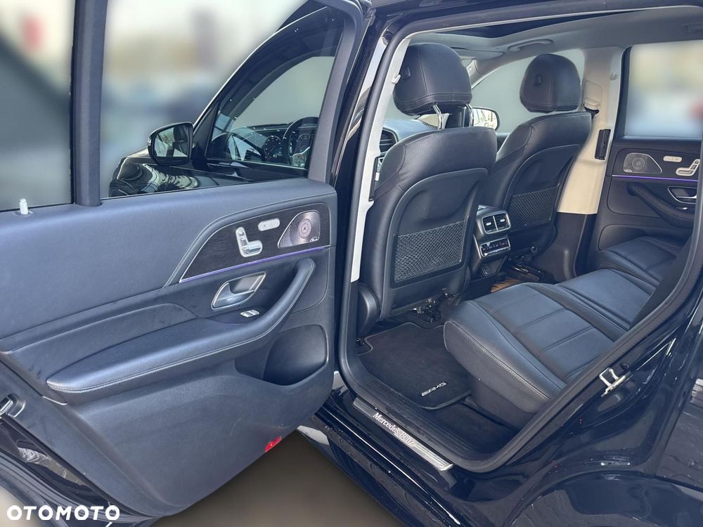 Mercedes-Benz GLS - 16