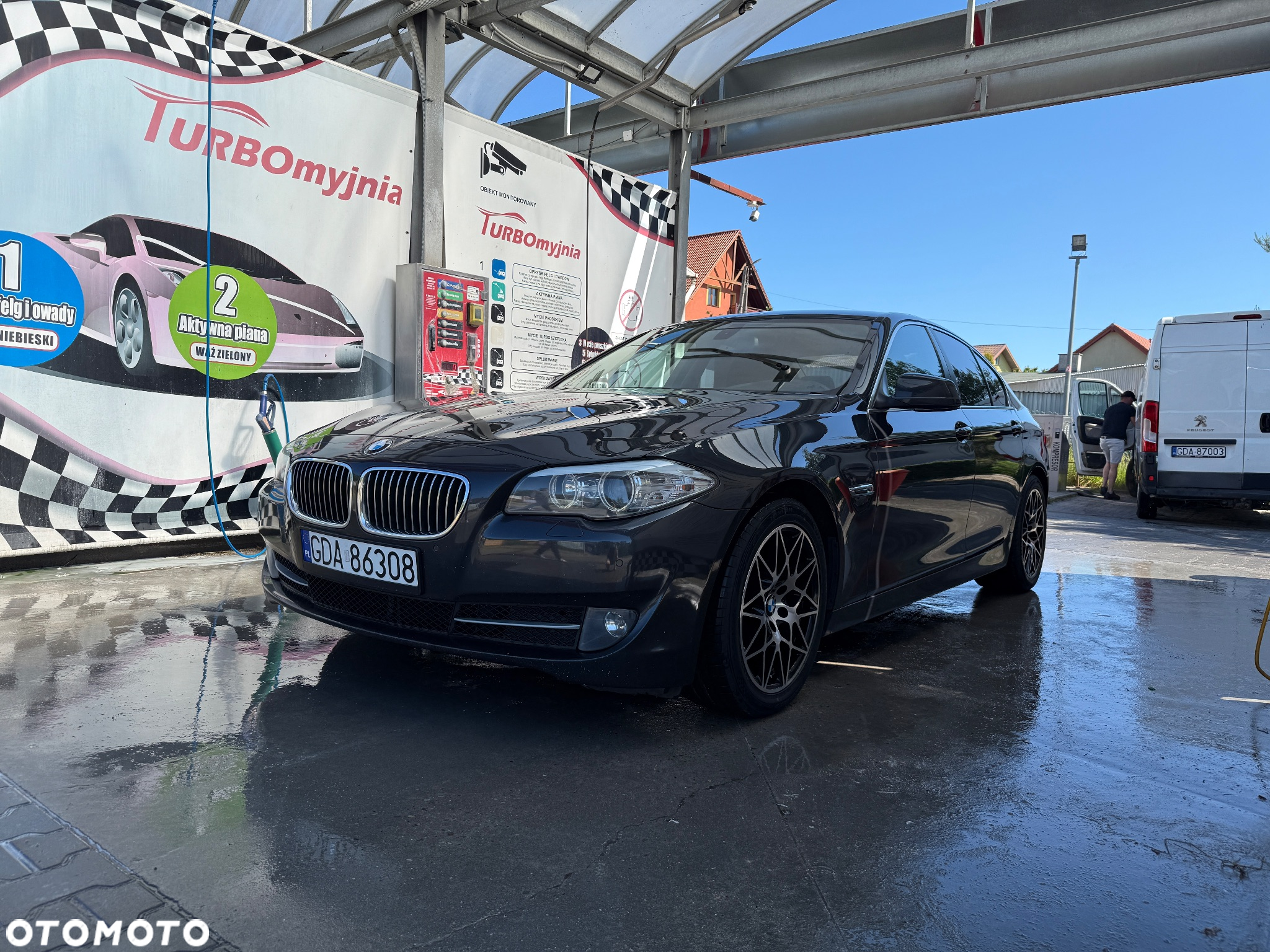 BMW Seria 5 520d - 3