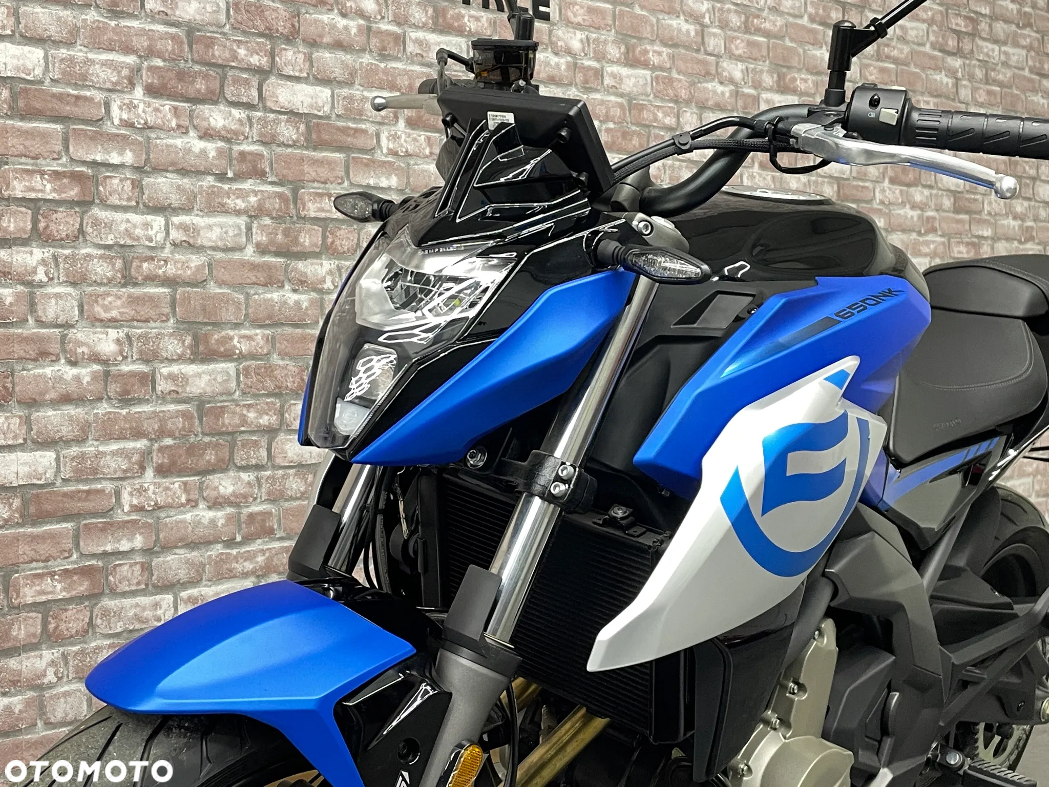 CFMoto NK - 4