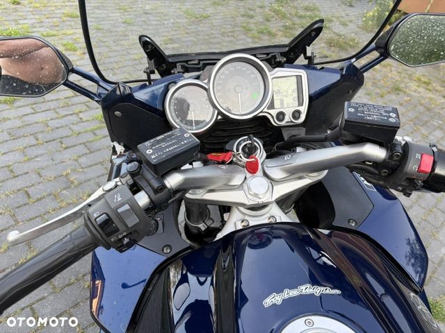 Yamaha FJR - 4