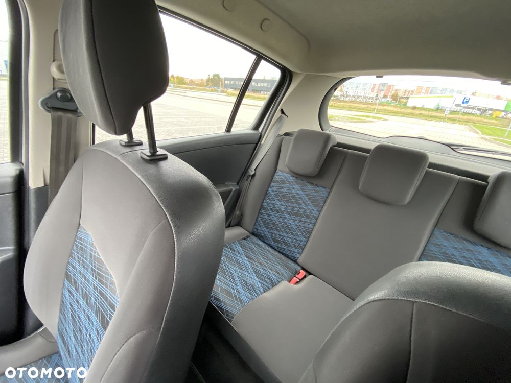 Renault Clio - 18