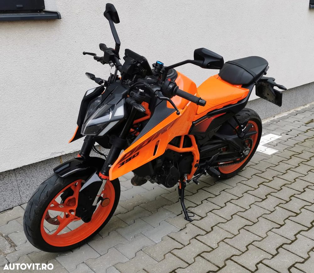 KTM 390 Duke - 1