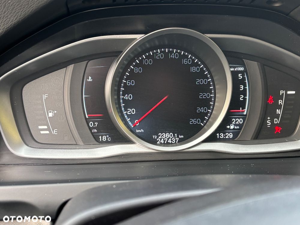 Volvo V60 Diesel Kinetic - 12