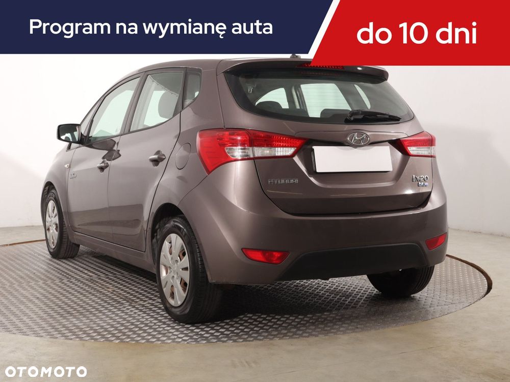 Hyundai ix20 - 6