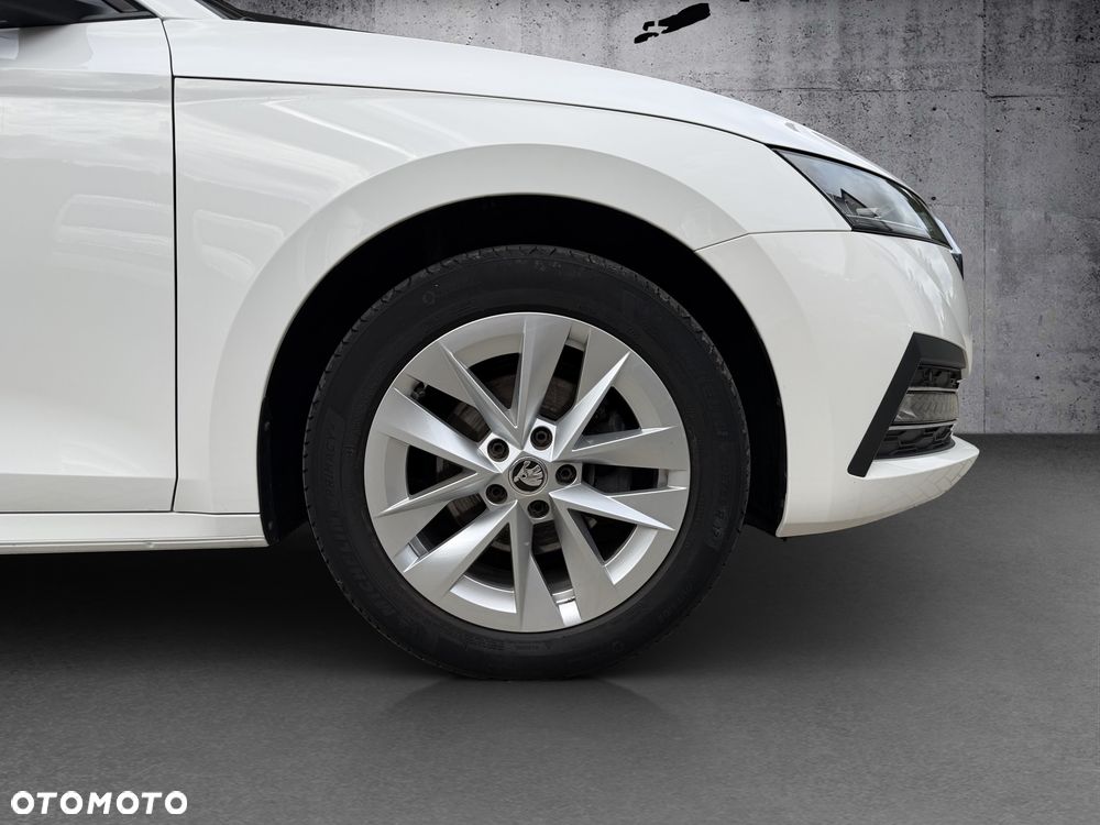 Skoda Octavia 2.0 TDI DSG Style - 41