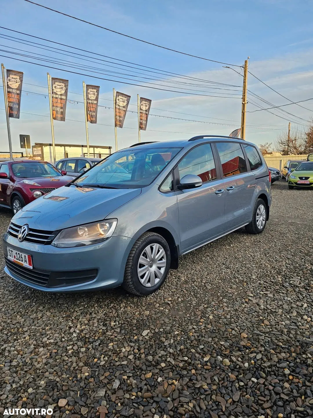 Volkswagen Sharan 2.0 TDI Comfortline - 2