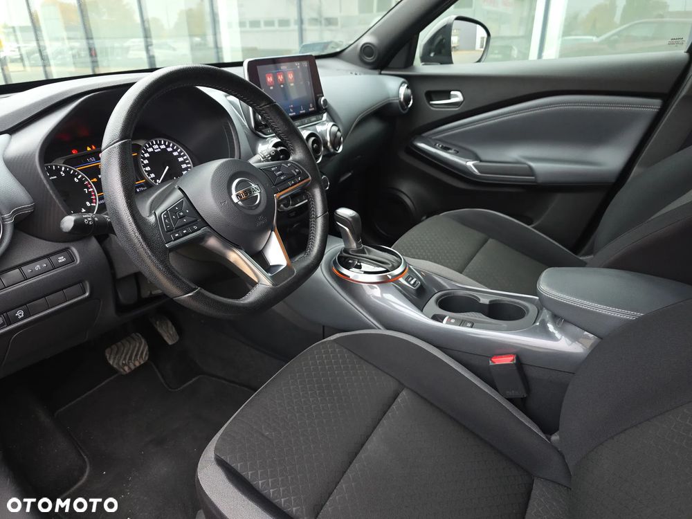 Nissan Juke 1.0 DIG-T N-Connecta DCT - 11