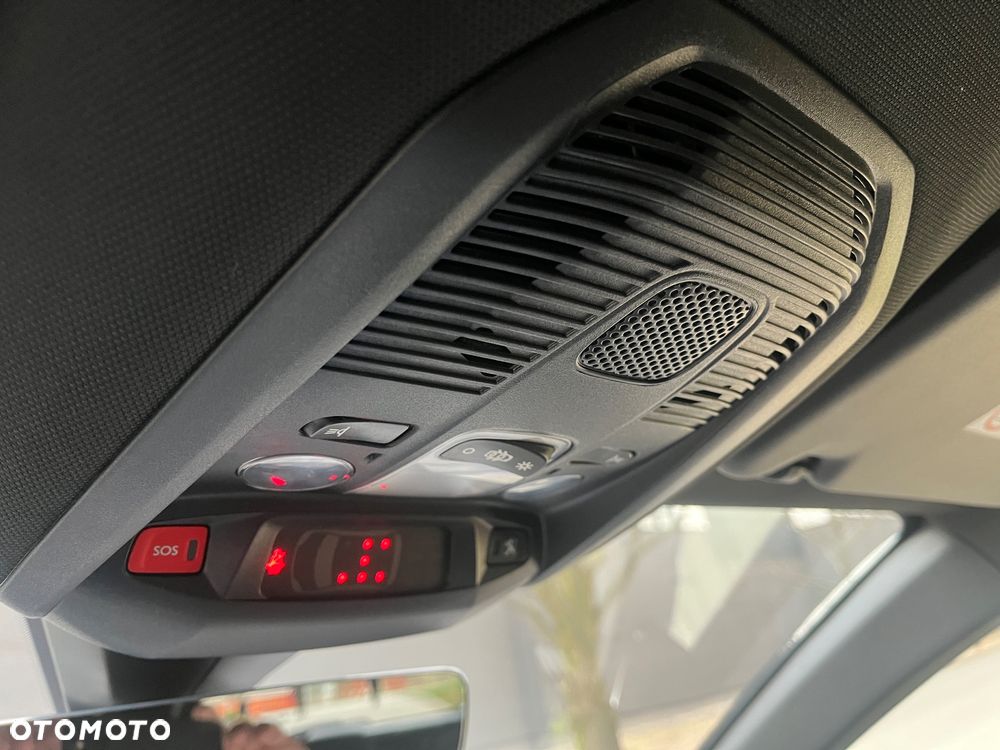 Peugeot 5008 PureTech 180 EAT8 Stop & Start GT Pack - 38