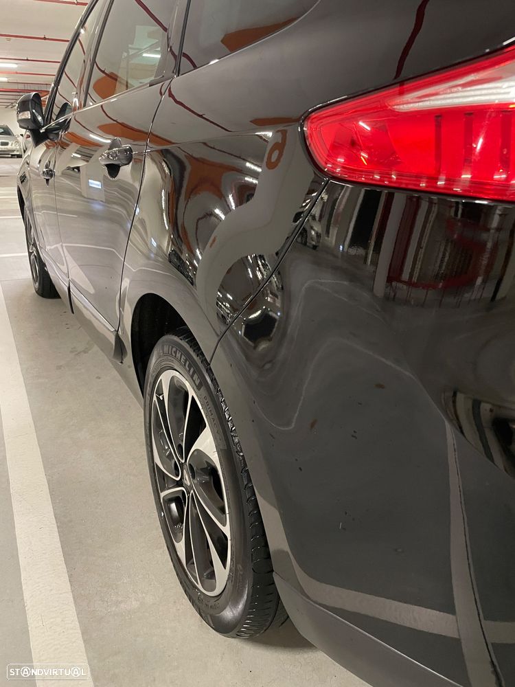 Renault Grand Scénic 1.6 dCi Bose Edition SS - 7