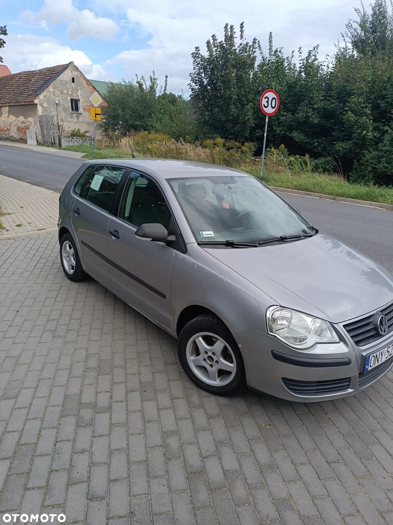Volkswagen Polo 1.4 16V Comfortline - 4