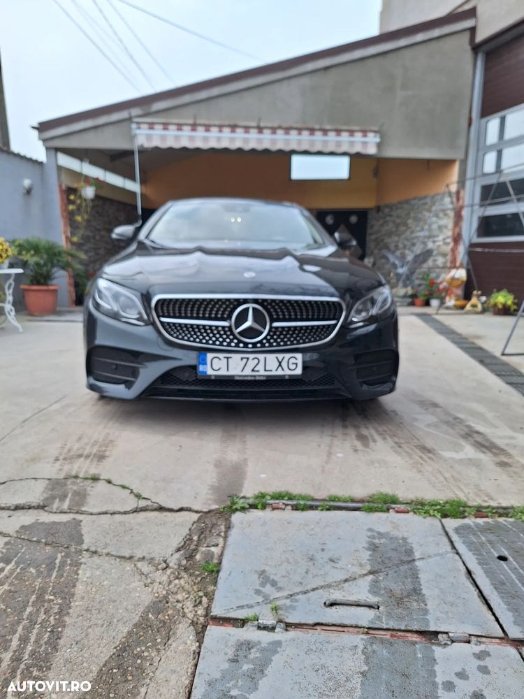 Mercedes-Benz E 220 d 4MATIC - 4