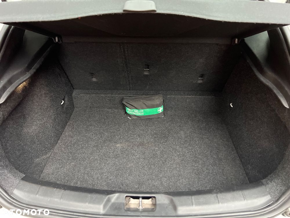Volvo V40 D3 Geartronic Inscription - 38