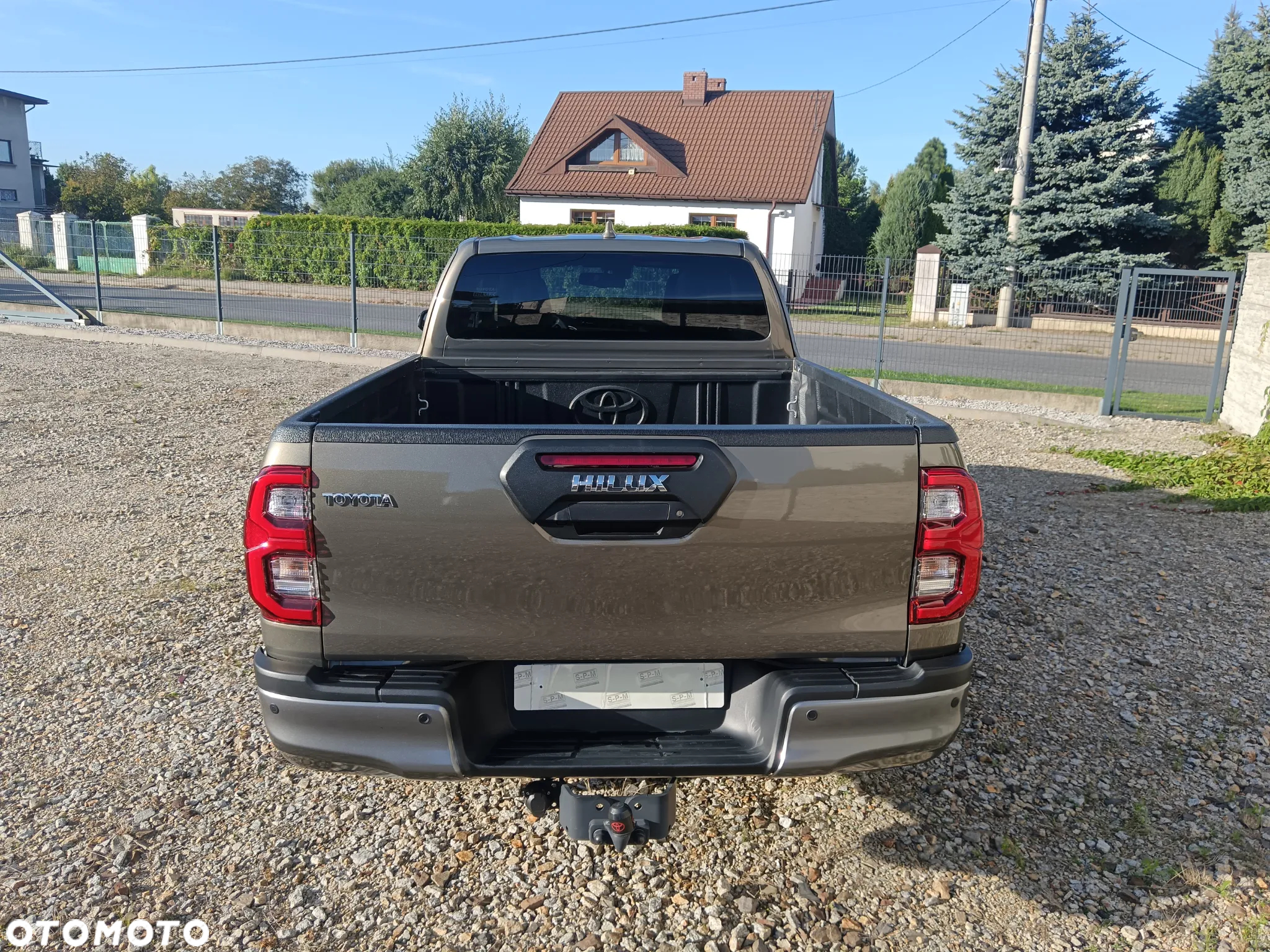 Toyota Hilux - 7