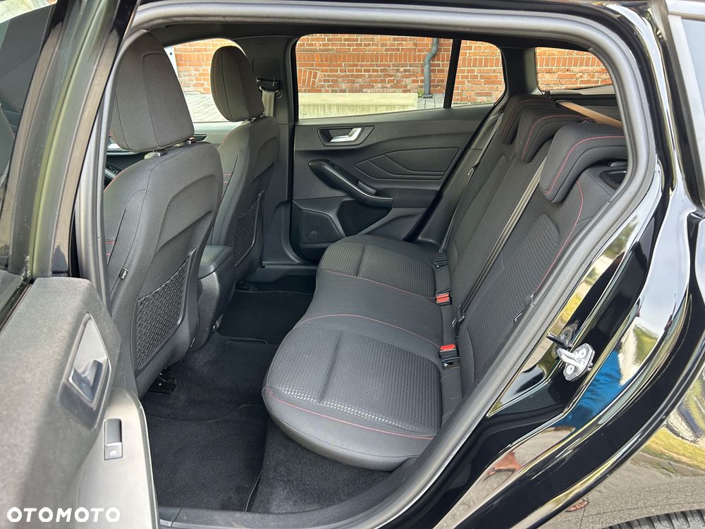 Ford Focus 1.5 EcoBoost STart-Stopp-System ST-LINE - 22