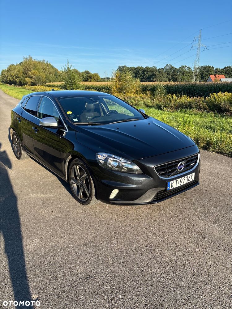 Volvo V40 D3 Geartronic R Design - 1