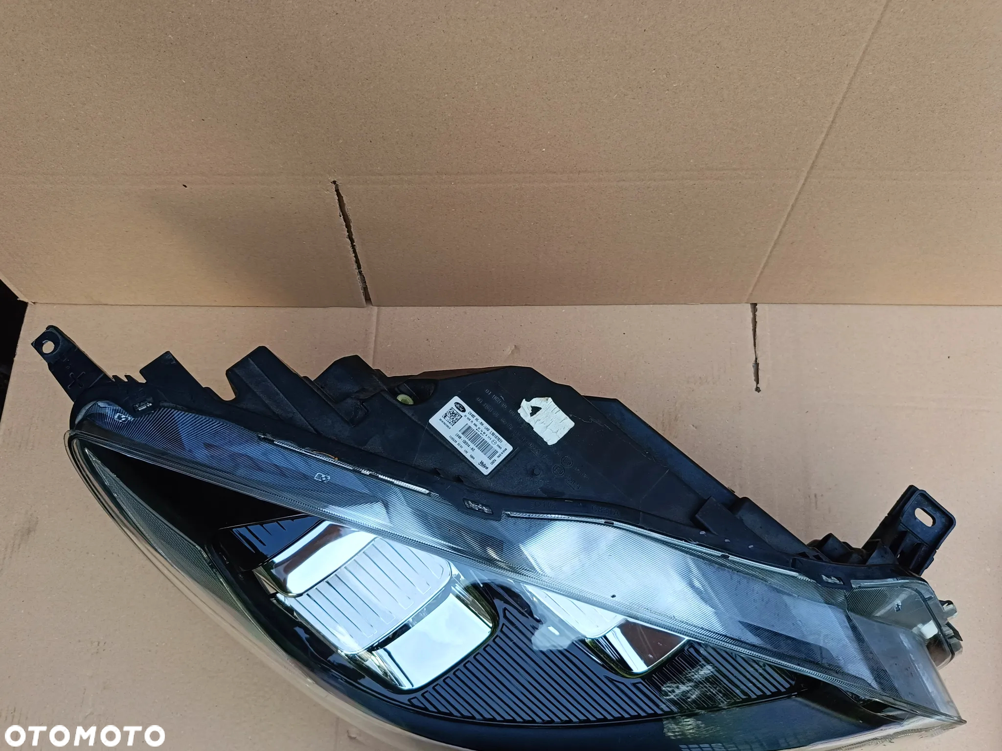 Full Led przedni prawy Ford Kuga MK3 lampa LV4B-13E014-AG - 2