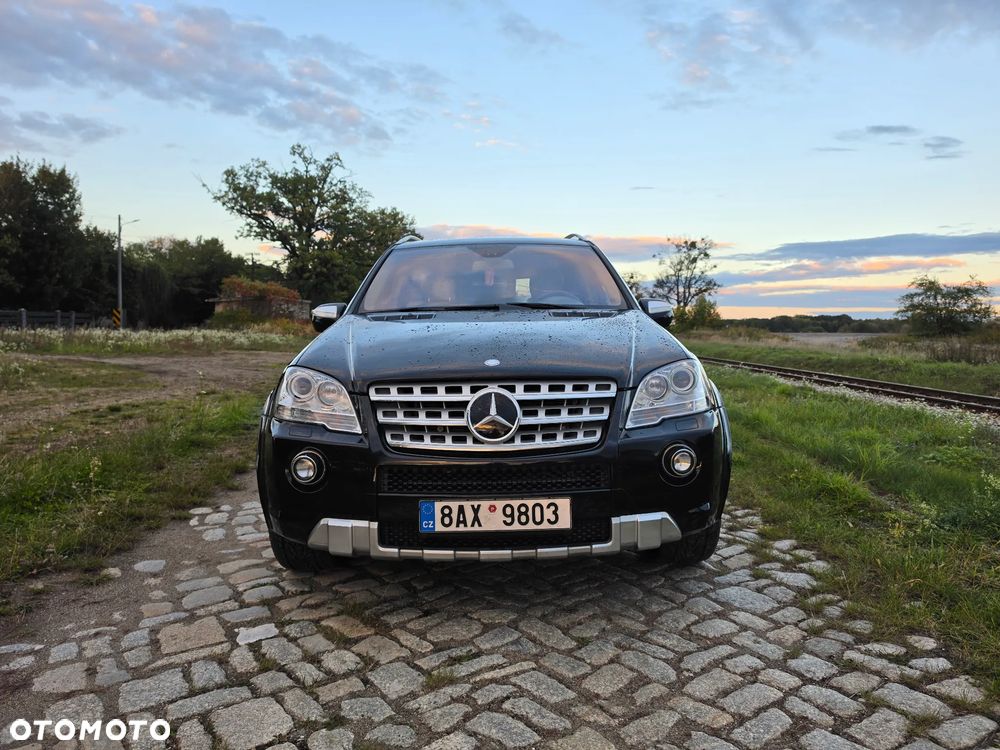 Mercedes-Benz ML 63 AMG 4Matic 7G-TRONIC - 20