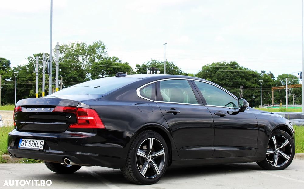Volvo S90 D4 Momentum - 3