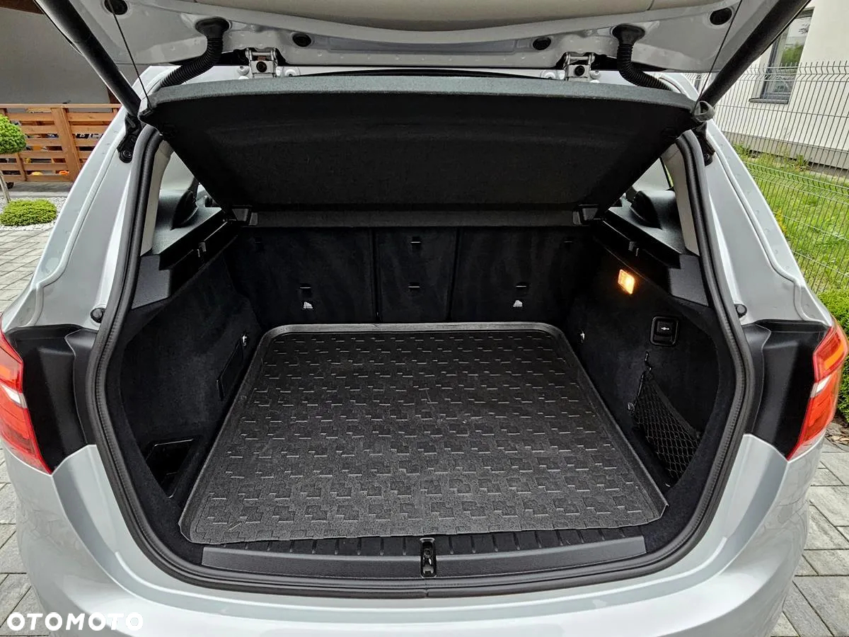 BMW Seria 2 218d xDrive - 30