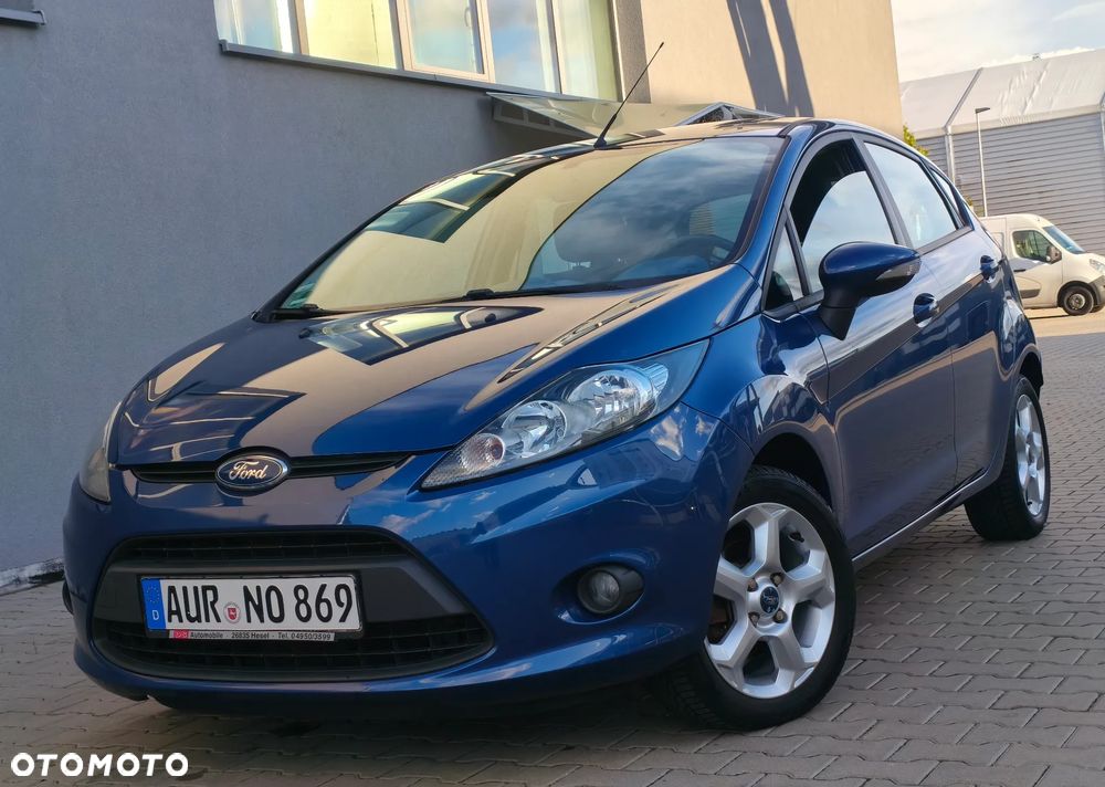 Ford Fiesta 1.25 Celebration - 1
