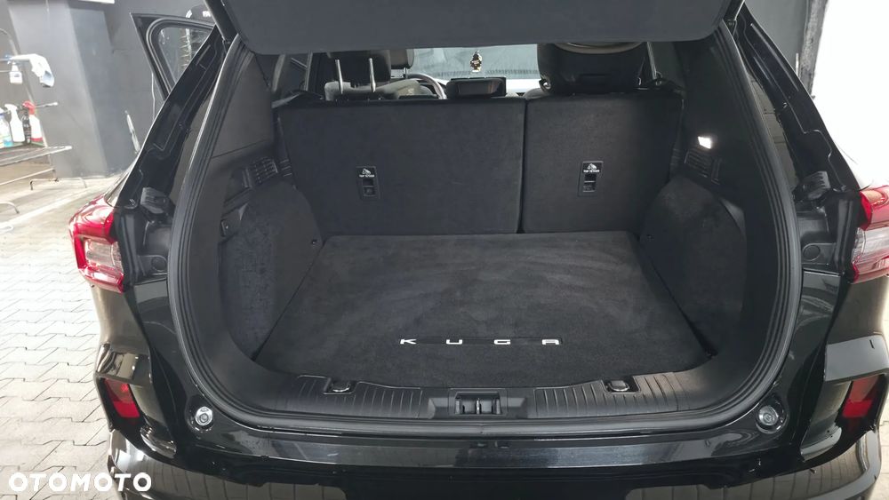 Ford Kuga 2.5P PHEV FWD ST-Line X eCVT - 30