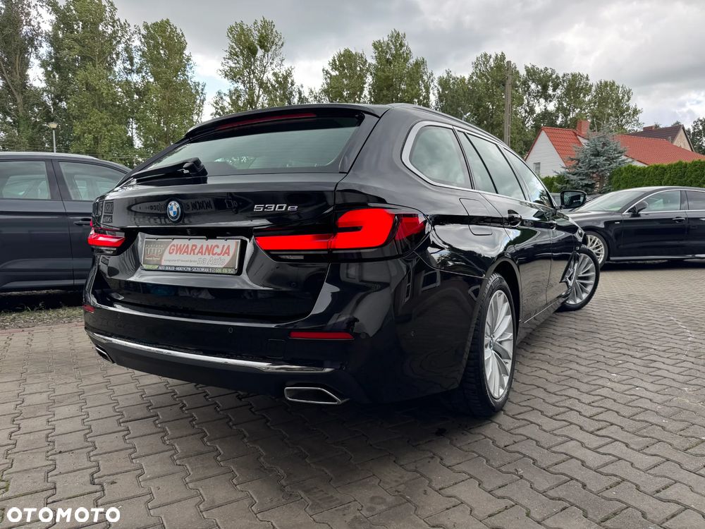 BMW Seria 5 530e Luxury Line - 3