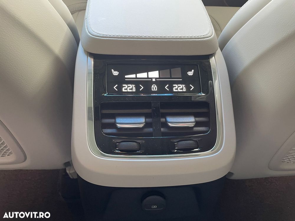 Volvo XC 90 T8 AWD PHEV Plus Bright - 10