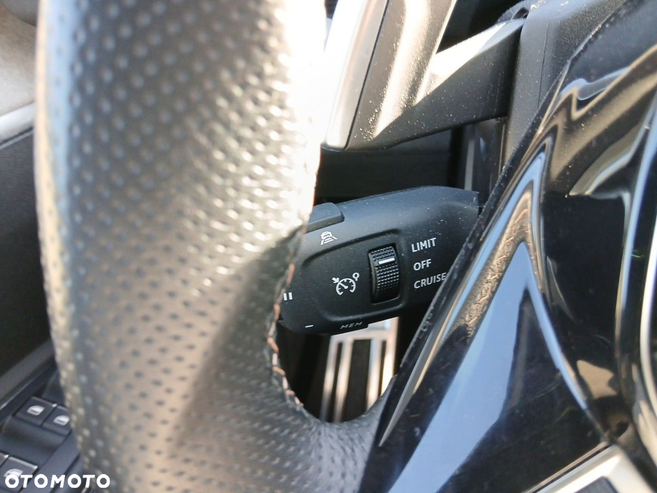 Peugeot 5008 1.5 BlueHDi GT S&S EAT8 - 16