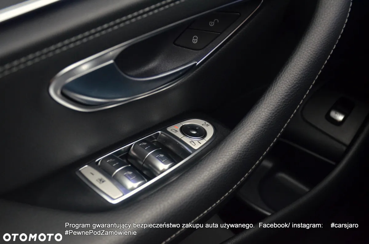 Mercedes-Benz Klasa E 220 d 4Matic T 9G-TRONIC Exclusive - 27