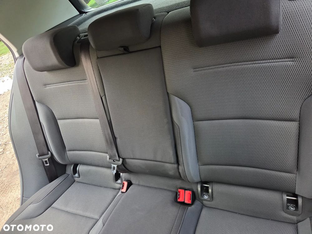 Volkswagen Golf 1.4 TSI BMT Comfortline - 15