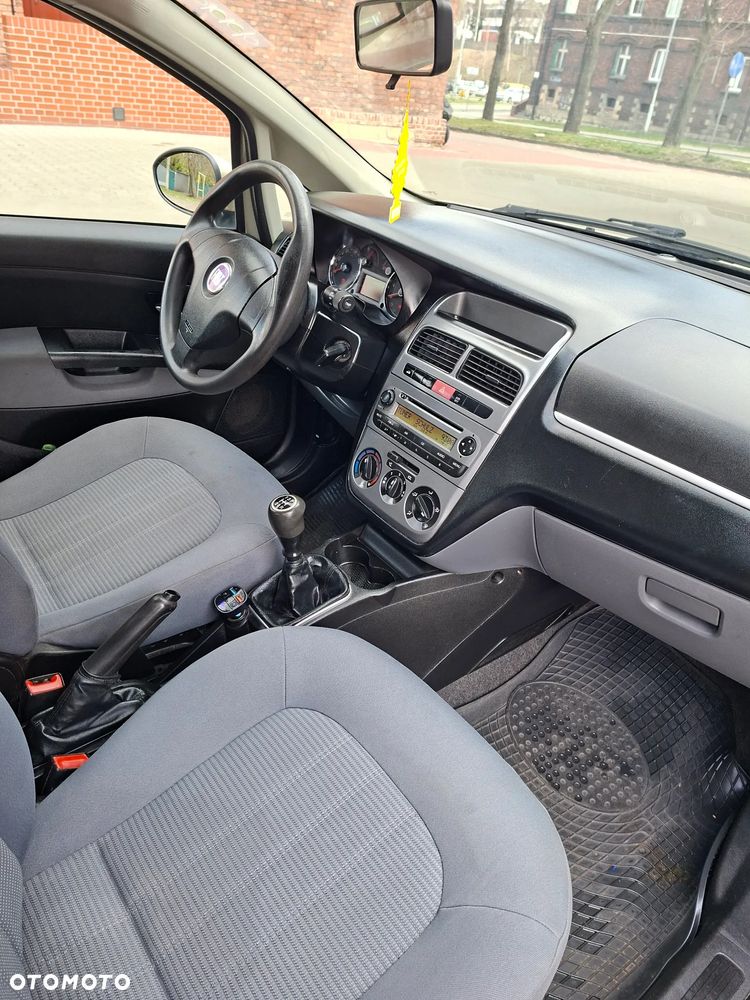 Fiat Linea 1.4 T-Jet 16V Active - 9