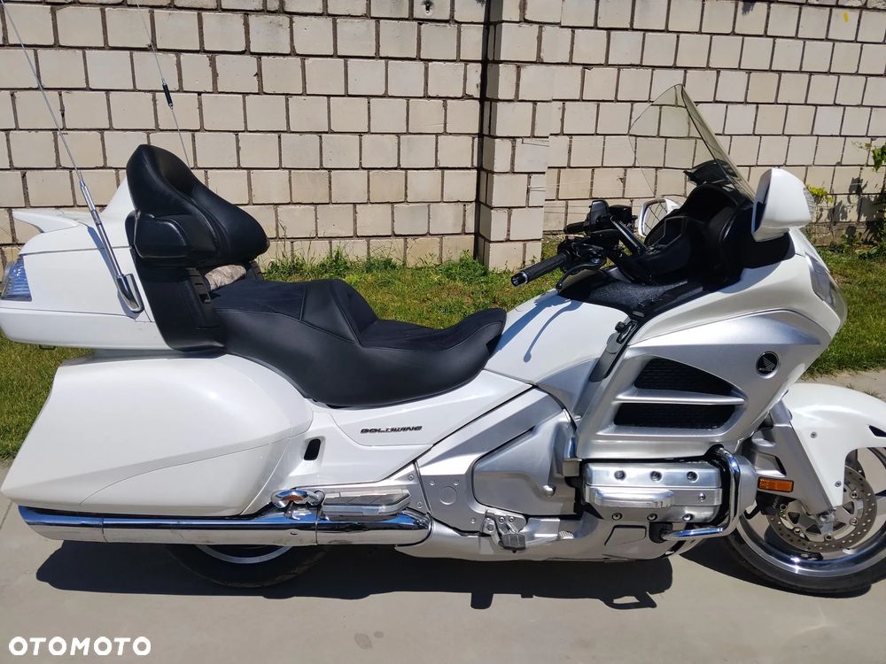 Honda GL - 4