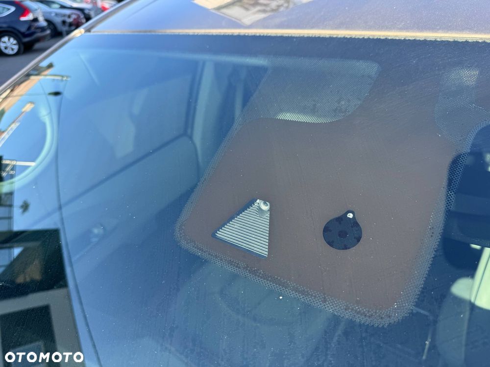 Chrysler Pacifica - 9