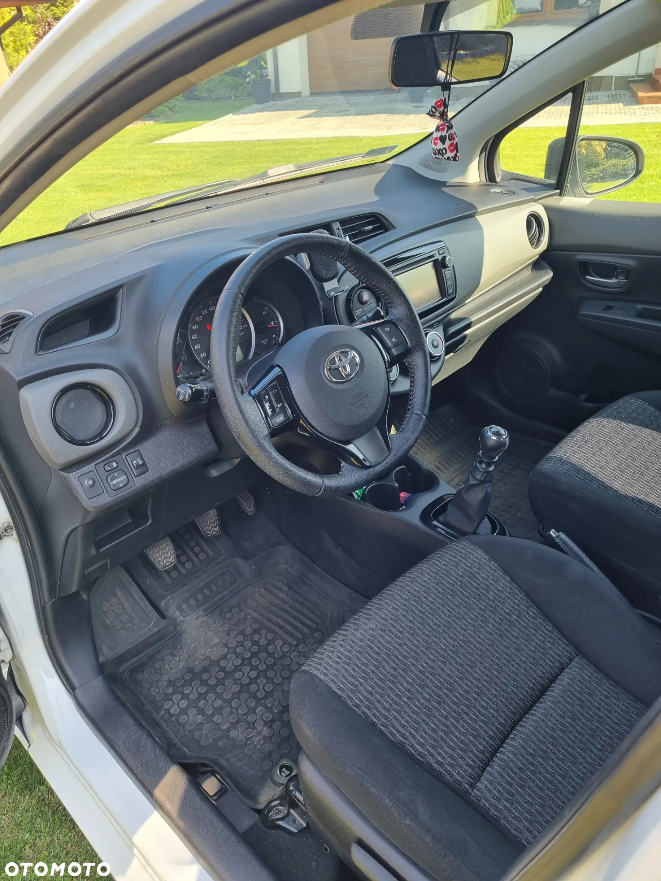 Toyota Yaris - 6