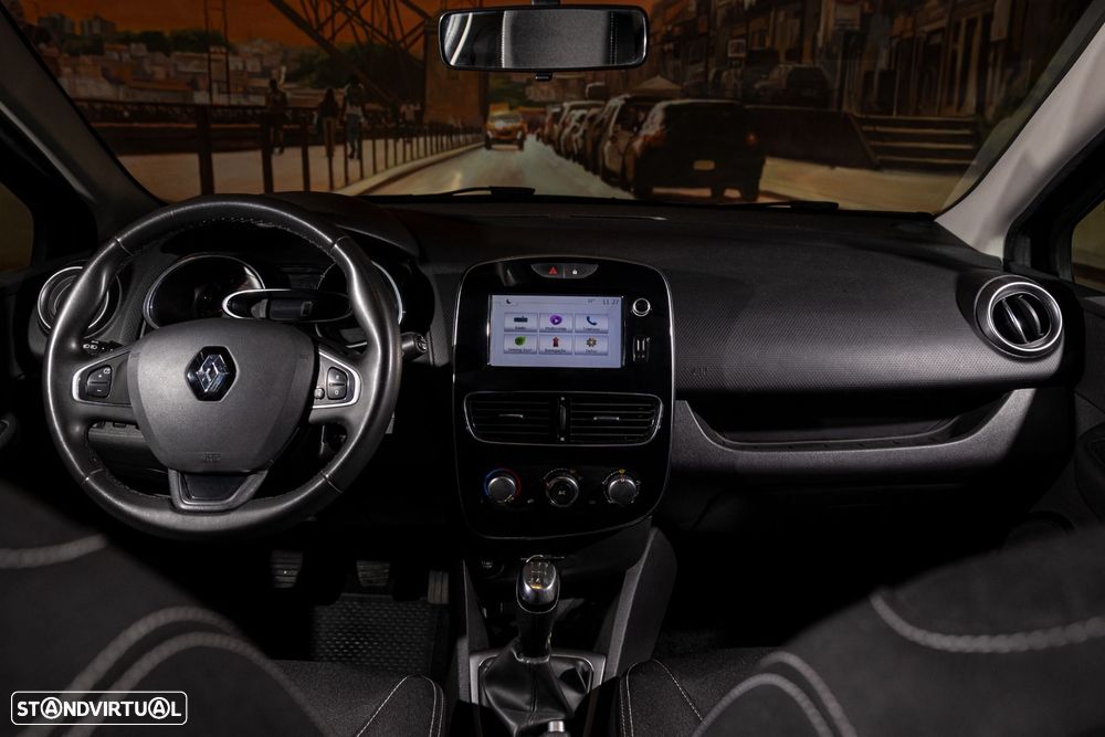 Renault Clio Sport Tourer 1.5 dCi Limited - 12