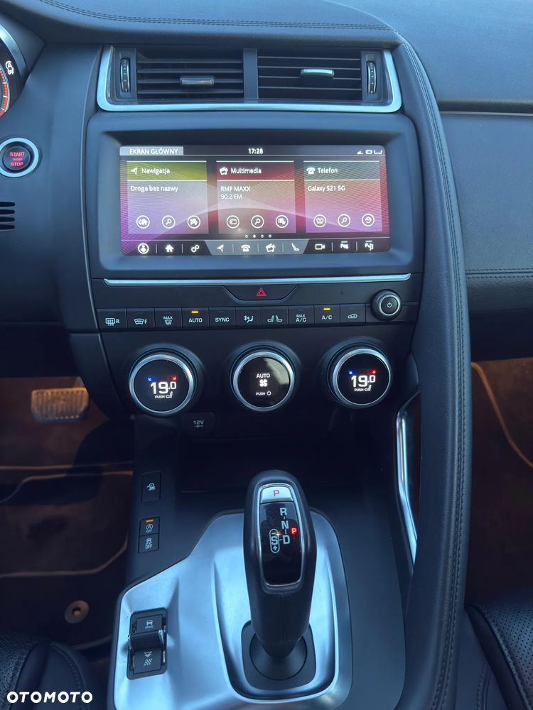 Jaguar E-Pace P250 AWD SE - 39