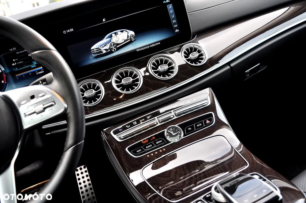 Mercedes-Benz CLS - 29