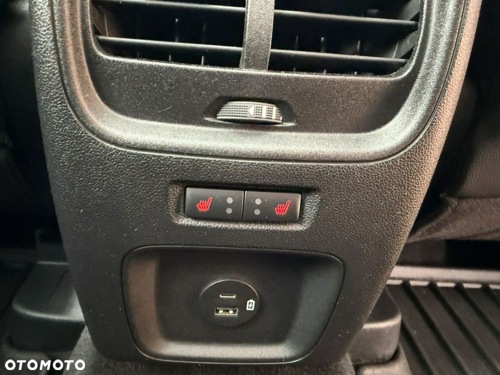 Ford Kuga - 29