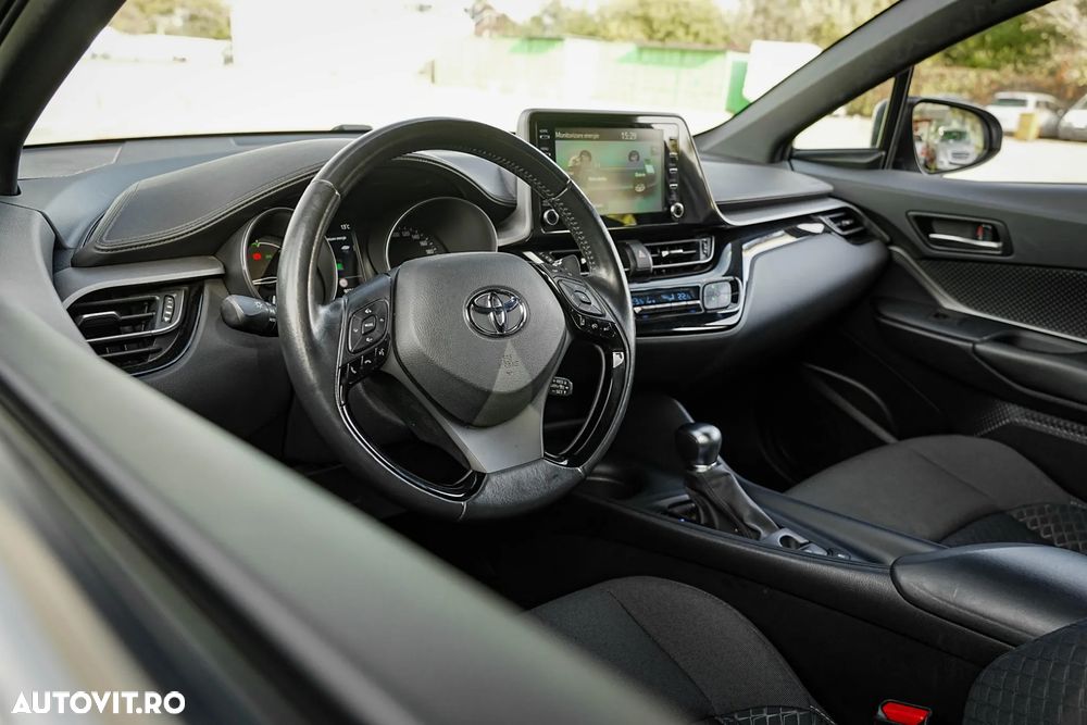 Toyota C-HR 1.8 HEV 140 CP 4x2 CVT Active - 11